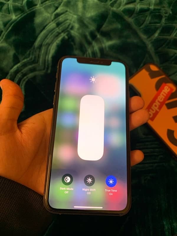 Iphone XS (Factory Unlock) 1