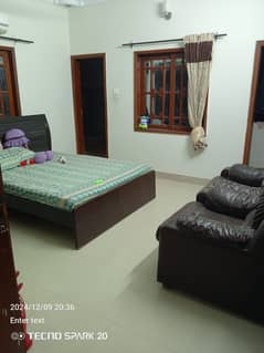 240 sq 3 bed dd 1 st floor available Gulshan e iqbal block 2