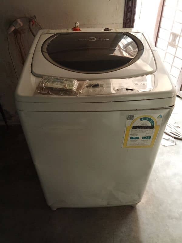 Automatic washing machine circular rounds used but it's working isgood 2