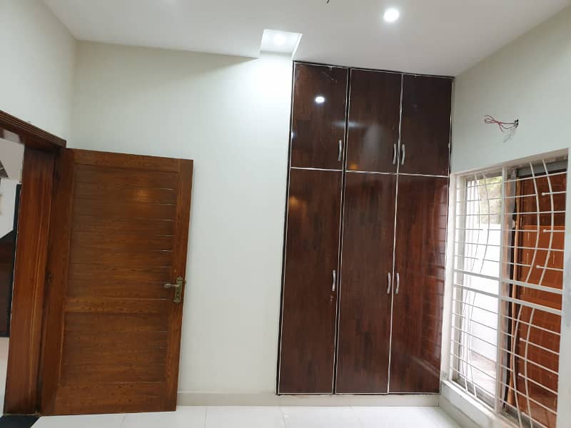 5 Marla Like New House With Gas Available For Sale In Bahria Town Lahore 12