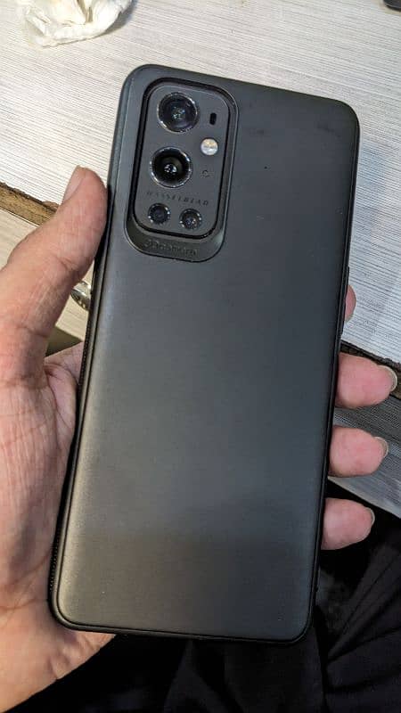 OnePlus 9 Pro 12/256 Dual sim approved with green line in display 5