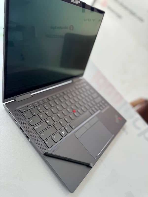 Lenovo X1 Thinkpad Yoga | Lenovo Laptop 8