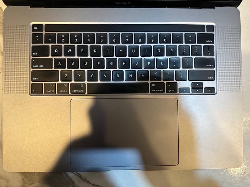 Macbook pro 2019.16”/core i7/Macbook for sale 5