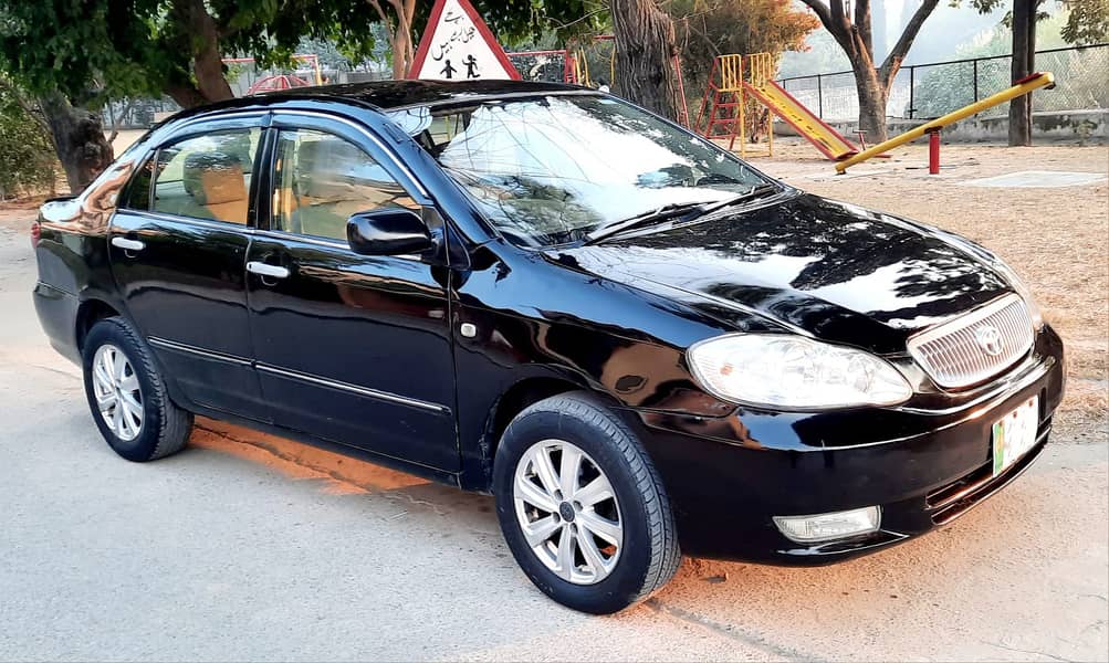 Toyota Corolla 2004 Automatic SE Saloon 7