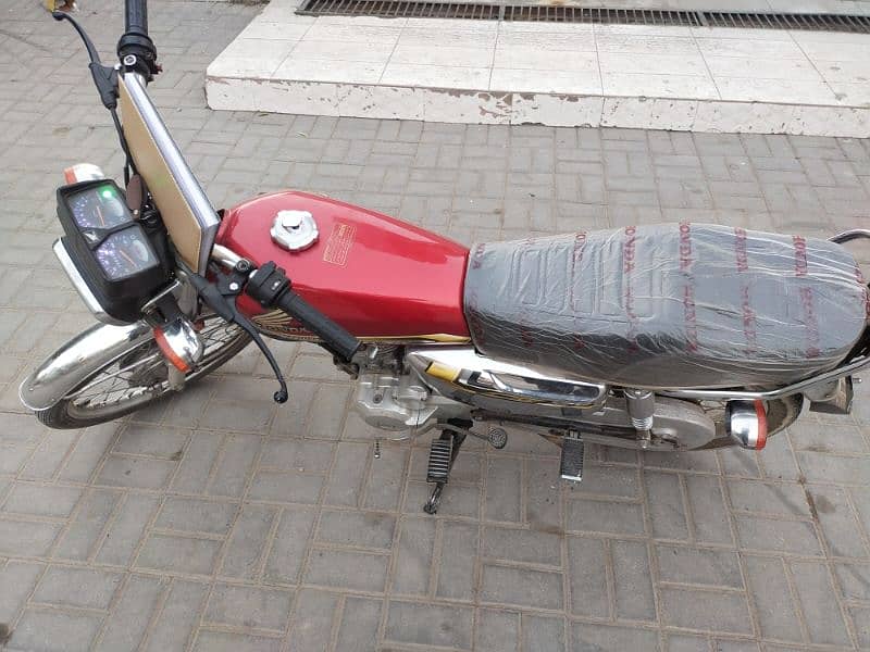 I'm selling my Honda CG125 special edition 0