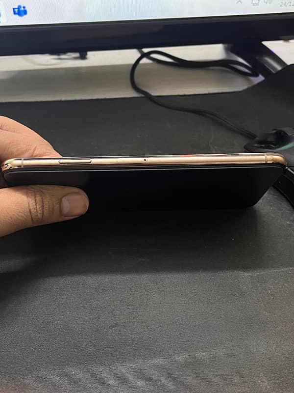 XS MAX 256gb PTA 3