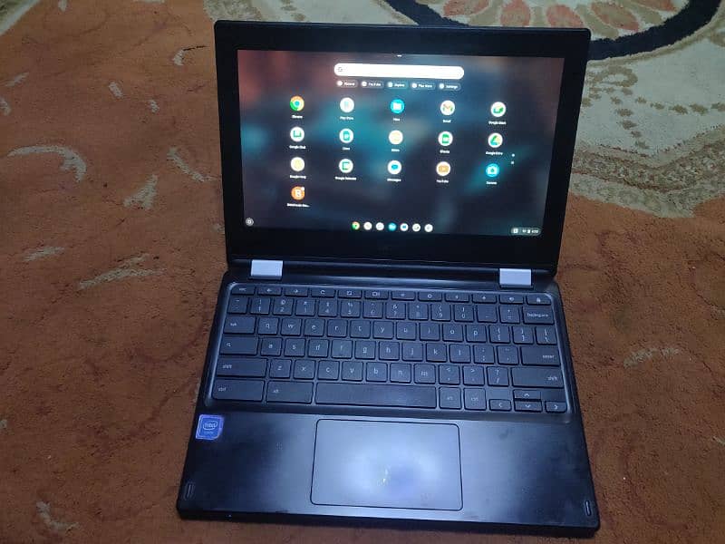 Acer r11 chromebook touch 360 gaming and apps 1