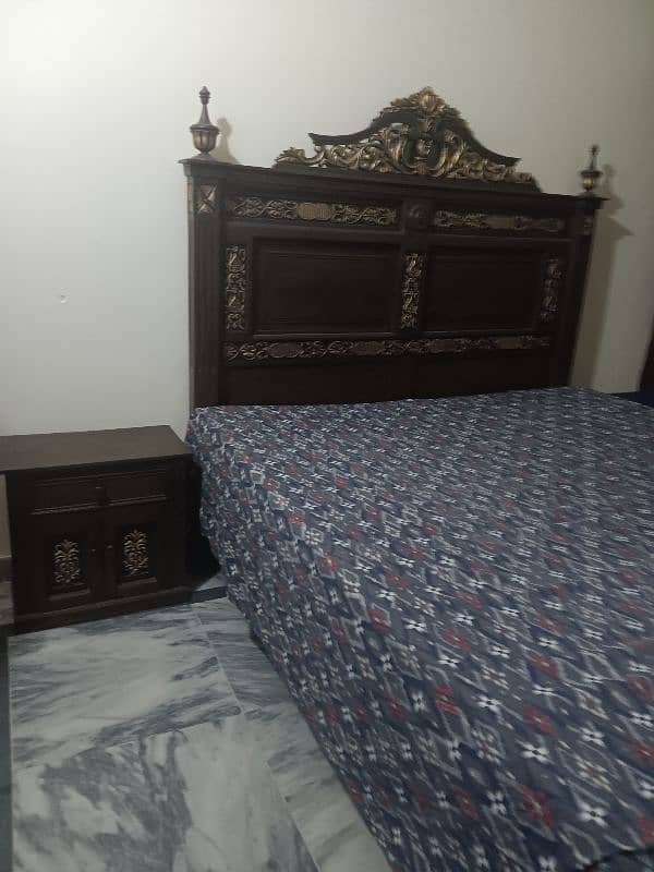 shesham wood brand new  doubel bed set 1