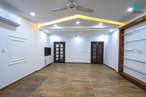 666 Gaz Upper Portion 3 Bed Outclass Location Near to Park 6