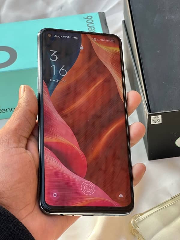 Oppo Reno 6 complete Box 10/10 Scratchless Phone 6