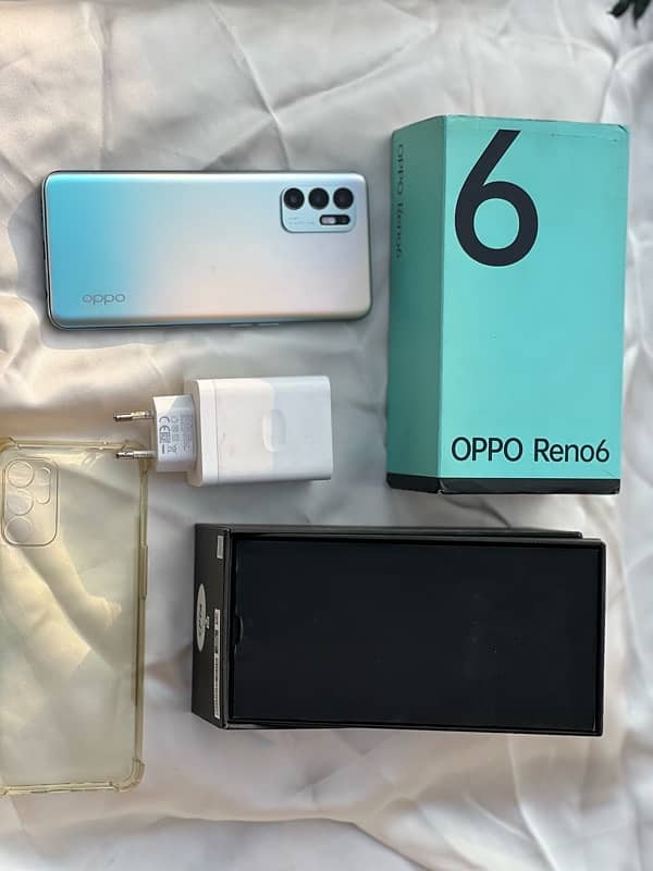 Oppo Reno 6 complete Box 10/10 Scratchless Phone 7