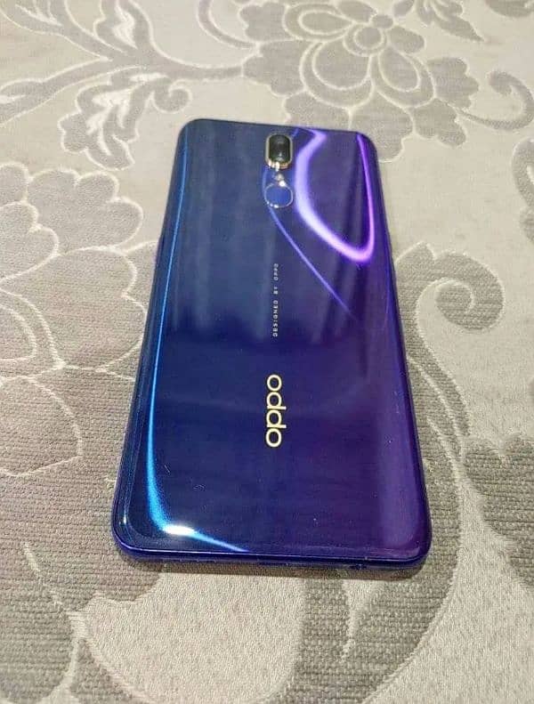 OPPO F11 0