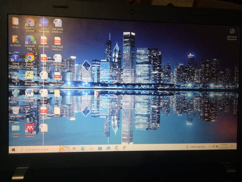 Lenovo E550 ThinkPad verry good condtion  1 line in secreen see in pic 3