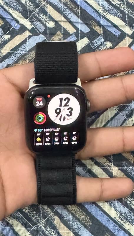 Apple Watch Series 6 44mm 1