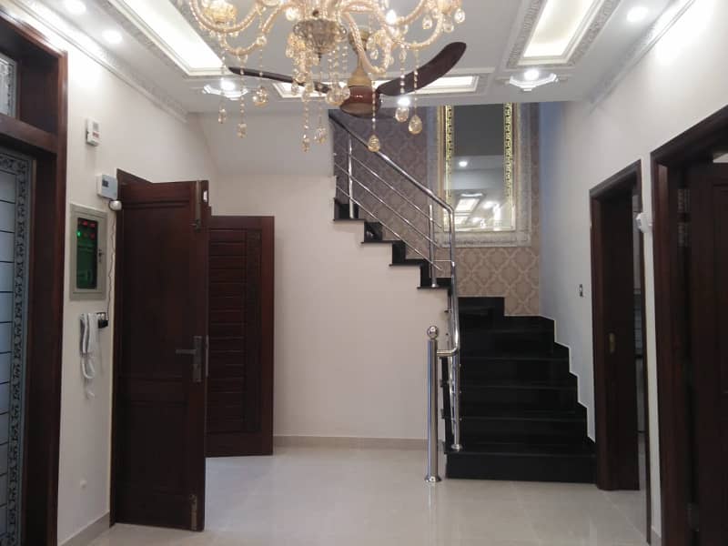 5 Marla Brand New Luxury House Available For Sale In Bahria Town Lahore. 1