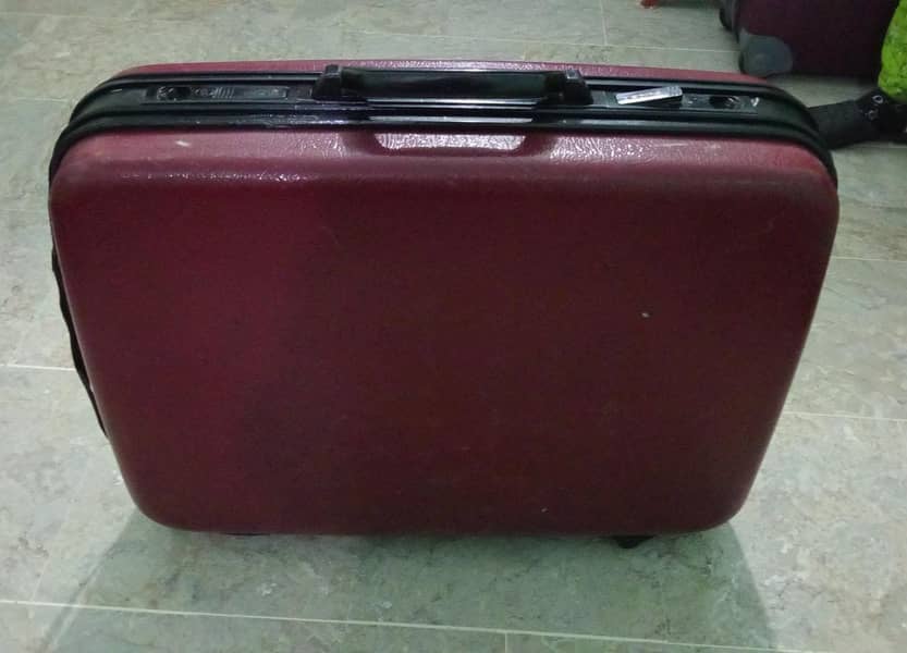 suit case for sale in karachi 5