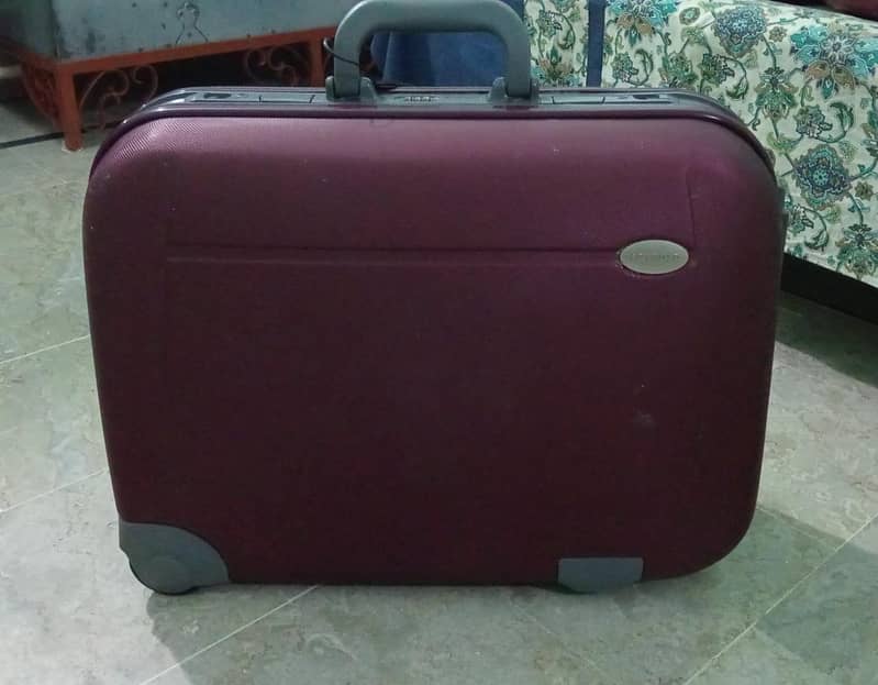 suit case for sale in karachi 6