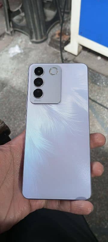 vivo v27e 1