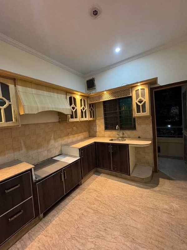 10 Marla Upper Portion For Rent 25