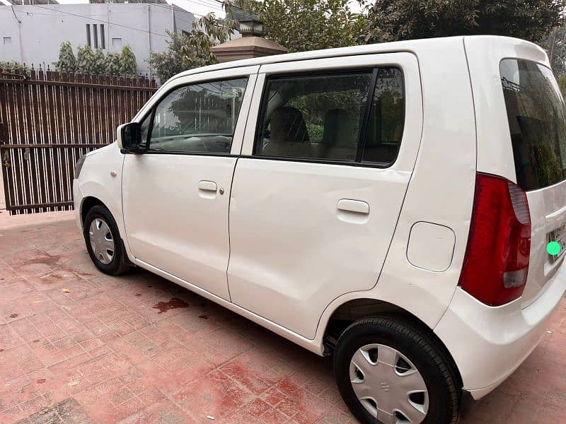 Suzuki Wagon R 2017 3