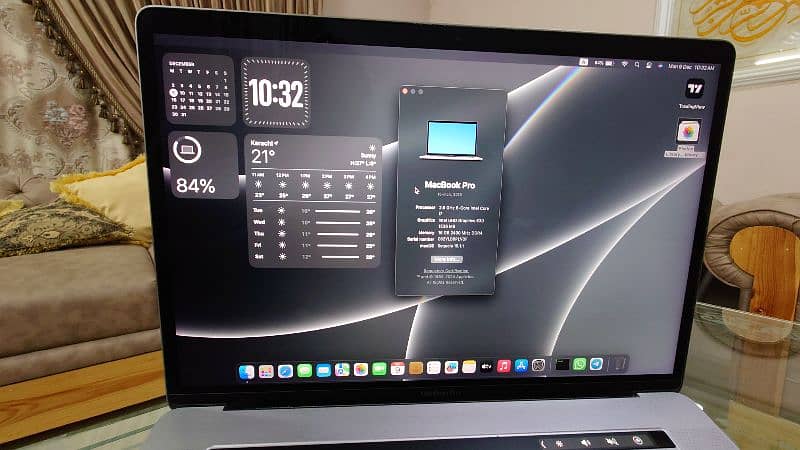 apple MacBook pro 15 2019 8