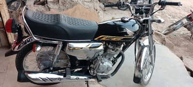 special edition first owner Hyderabad engine shield pack 100%ok junior