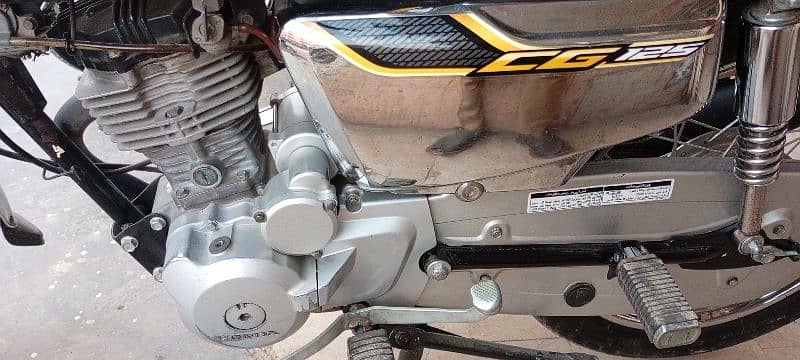 special edition first owner Hyderabad engine shield pack 100%ok junior 4