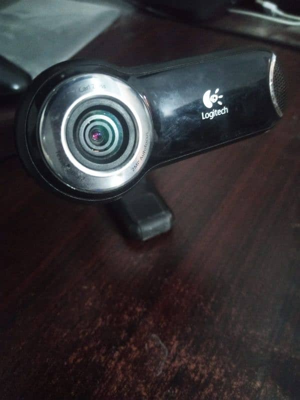 Logitech Pro 9000 PC Webcam 1600 x 1200 pixels (HD quality) 0