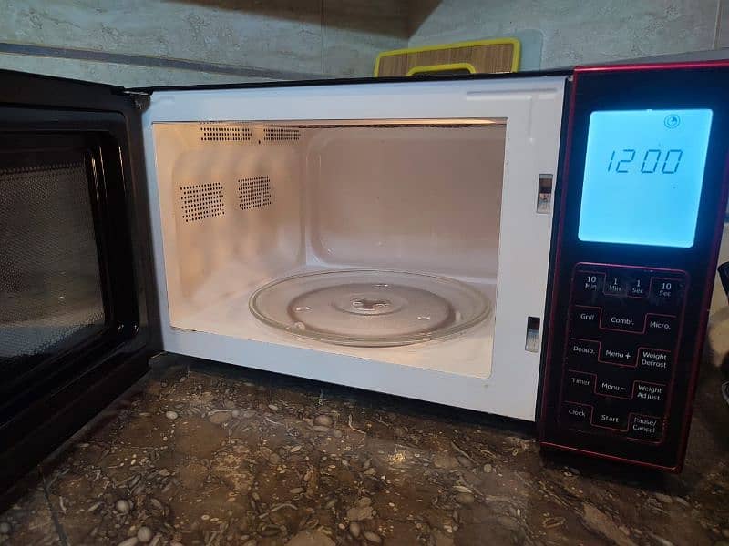 Microwave 1