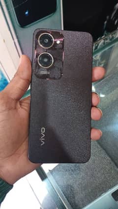 vivo y18 6gb 128 gb 10/10