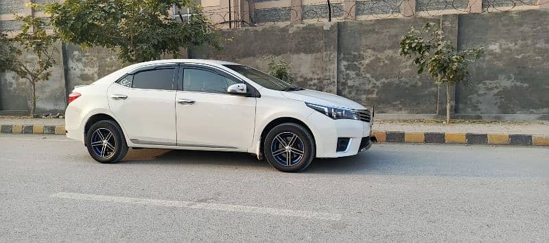 Toyota Corolla GLI 2015 5