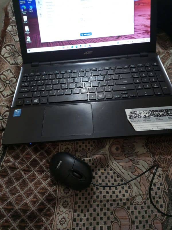 Acer lap top for sale 0