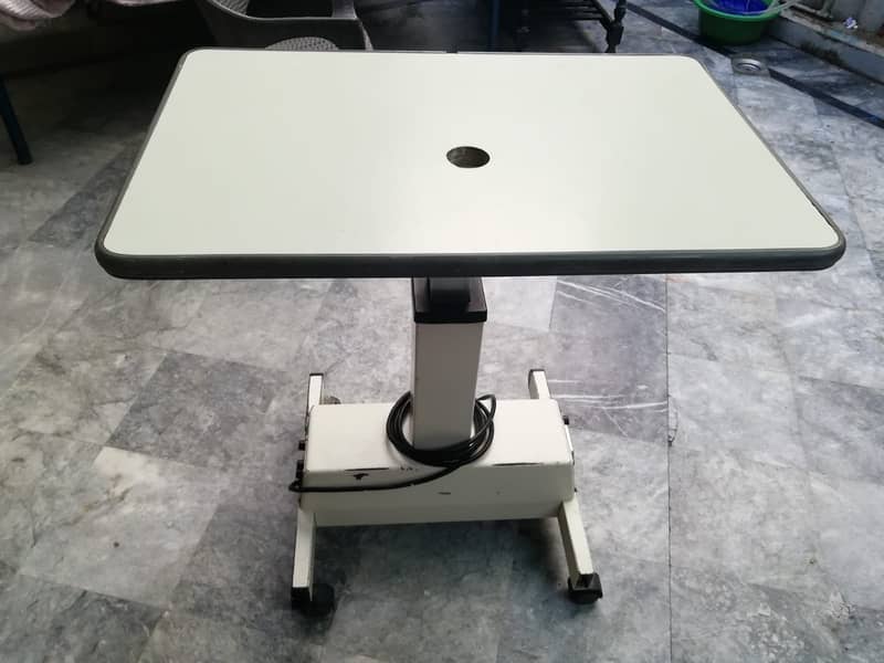 Vision testing Machine table 1