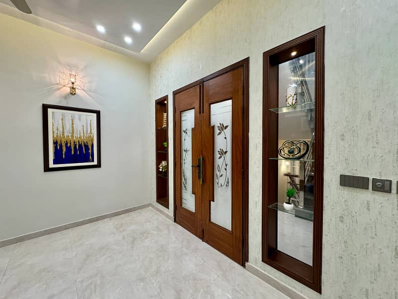 Modern Design Corner 10 Marla House For Sale | Citi Housing Gujranwala 43