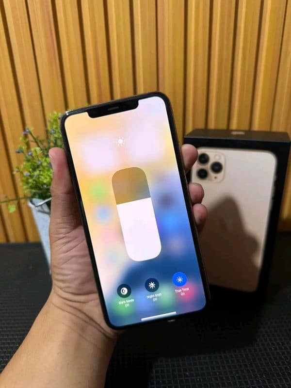 iPhone 11 pro max 256gb 03086827902 3