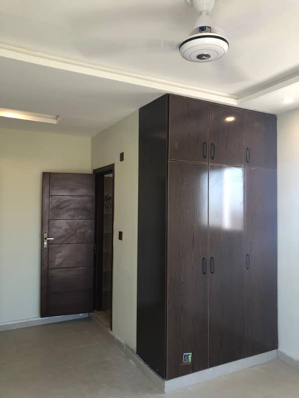 2 bed flat for sale in e-16 islamabad 8