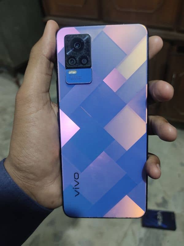 vivo v21e original mobile box 1