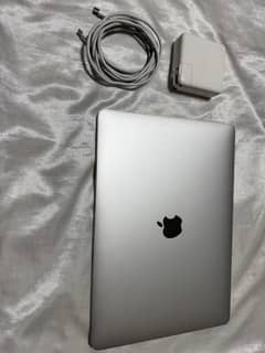 macbook pro 2018 model