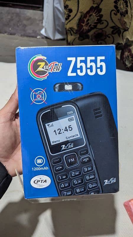 keypad mobile 1 month use 11 month weranty availableContact03104246600 2