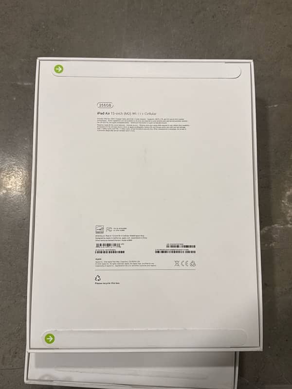 iPad Air M2 13 inch 256GB Cellular 3