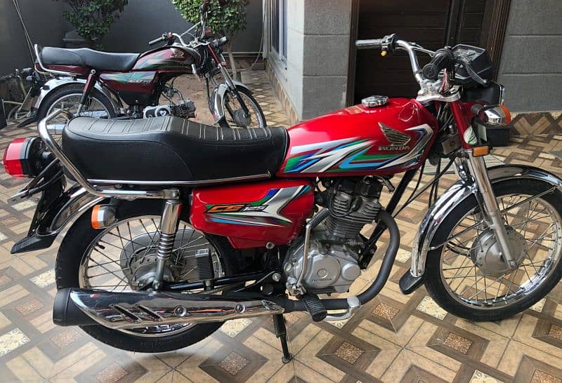 Honda CG 125 2022/2023 in excellent condition 0