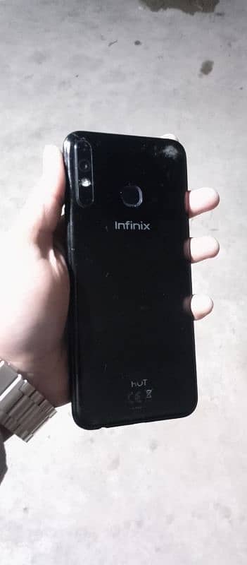 Infinix Hot 8 4/64 2