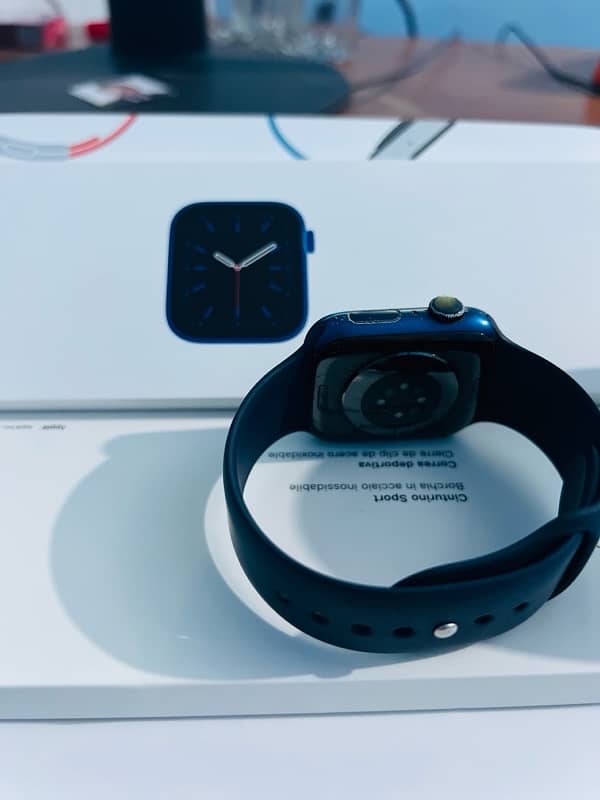 Apple Watch Series 6 44MM Blue 1