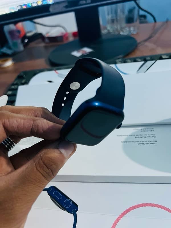 Apple Watch Series 6 44MM Blue 5