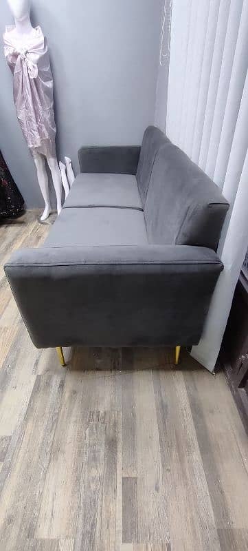 Sofa 4 seater 1