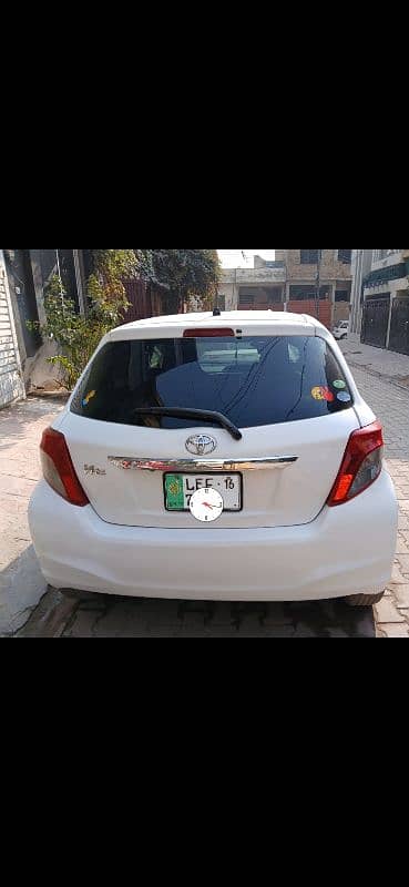 Toyota Vitz 2013 1