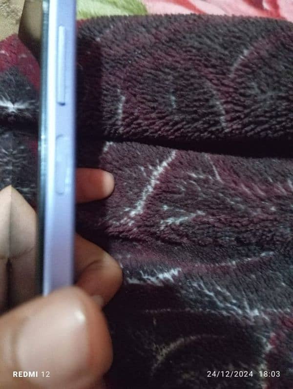 Vivo y17s 6/128 19/10 condition. purple colour 2