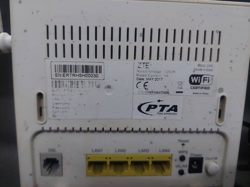 Ptcl Modem with Original adaptar 2