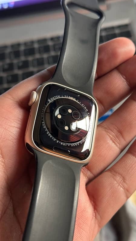 Apple Watch Series 7 41mm 2