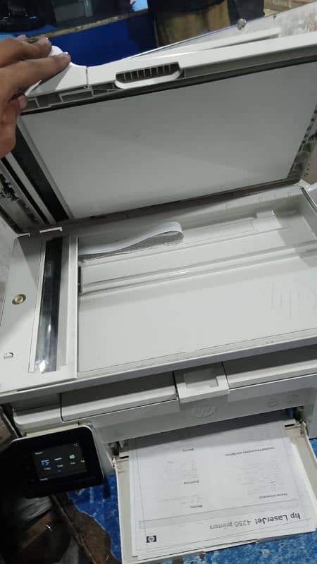 hp laserjet 130fw with box 4